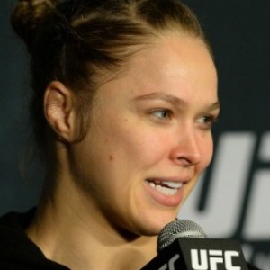 Ronda Rousey Rips Conor Mcgregor Floyd Mayweather In Espn Story Zergnet