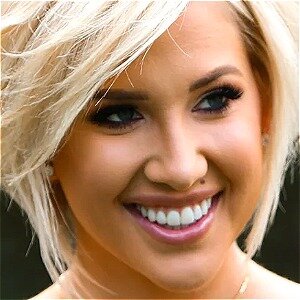 Savannah Chrisley Opens Up About Her Parents Sentencing ZergNet