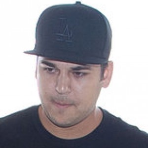 The Real Reason Rob Kardashian Deleted Blac Chyna On Instagram - ZergNet