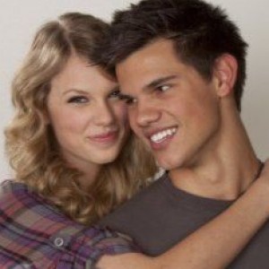 Taylor Lautner Confirms What We All Thought About That Song - ZergNet