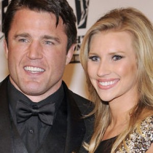 MMA Fighter Chael Sonnen's Baby Dies While Wife Remains Ill - ZergNet