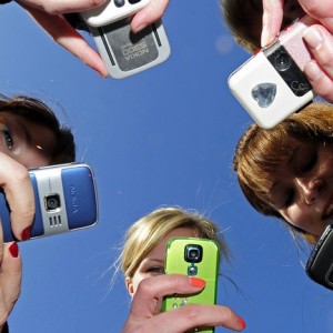 5 Apps to Spy on Your Kids Without Them Knowing - ZergNet