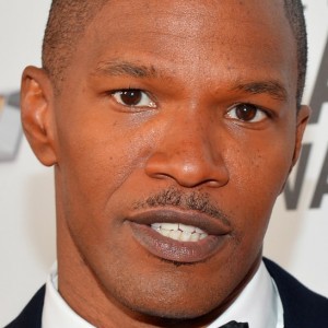 How Jamie Foxx Manages to Stay Out of the Hollywood Headlines - ZergNet