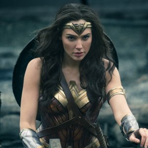 'Wonder Woman' Director Reveals the One Scene She Reshot - ZergNet