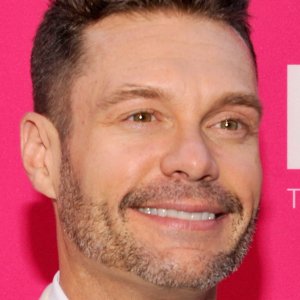 Ryan Seacrest's Secret 'American Idol' Meeting - ZergNet