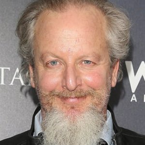 Daniel Stern Pays Tribute to Late 'Home Alone' Costar - ZergNet