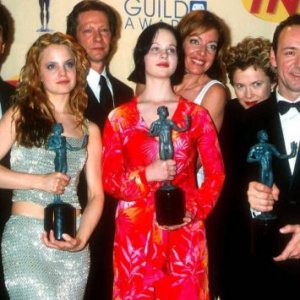 Here’s What The ‘American Beauty’ Cast Is Up To Today - ZergNet