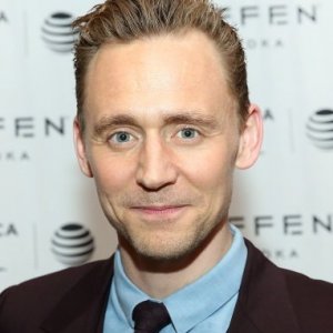 The Untold Truth of Tom Hiddleston - ZergNet