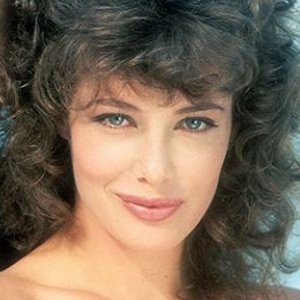 Why Kelly Le Brock Left Hollywood For Good - ZergNet