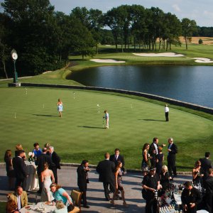 Vandal Strikes 4 Trump Golf Courses in New York, New Jersey - ZergNet