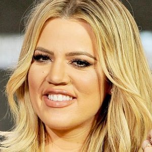 How Far Along Khloe Kardashian is in Her Pregnancy - ZergNet