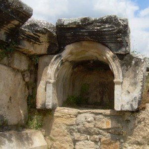 Secret Places People Believe Are Entrances To The Underworld - ZergNet