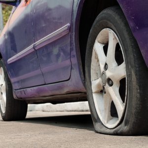 What Happens When You Drive On a Tire That Has a Slow Leak - ZergNet