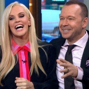 Weird Things Everyone Ignores About Donnie & Jenny's Marriage - ZergNet