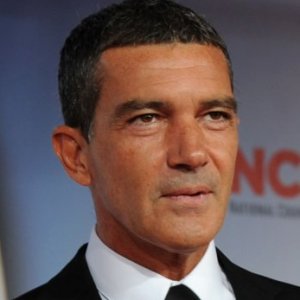 What Really Happened to Antonio Banderas? - ZergNet