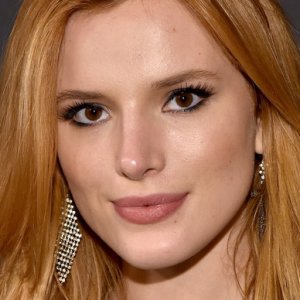 What Every Bella Thorne Fan Needs to Know - ZergNet