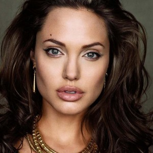 7 Celebs You'd Never Guess Are Natural Blondes - ZergNet