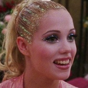 The Most Uncomfortable Love Scenes Ever - ZergNet