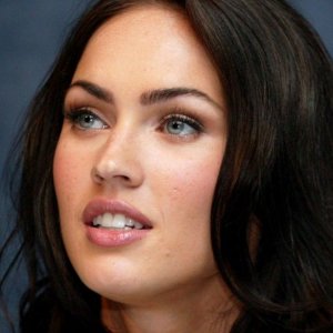 Megan Fox's Incredible Transformation - ZergNet