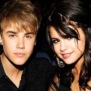 Justin & Selena Are Officially Back Together - ZergNet