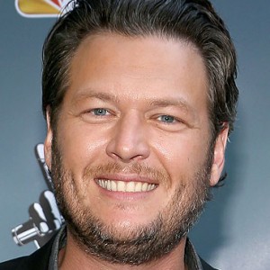 What Song Makes Blake Shelton Cry? - ZergNet