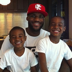 Why LeBron James Doesn't Let His Sons Play Football - ZergNet