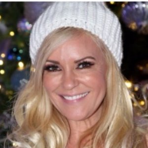 Hugh Hefner’s Girlfriends Then and Now - ZergNet