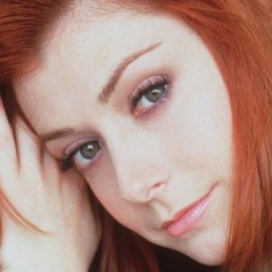 Why Hollywood Has Blanked Alyson Hannigan - ZergNet