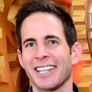 The Secret Double Life of Tarek El Moussa - ZergNet