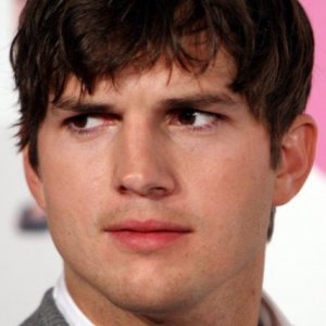 Ashton Kutcher Has a Secret Twin You Never Knew About - ZergNet