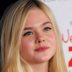 8 Celebrities Outshining Their Famous Older Siblings - ZergNet