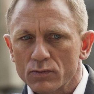 'James Bond 25' Details and Official Cast Revealed - ZergNet