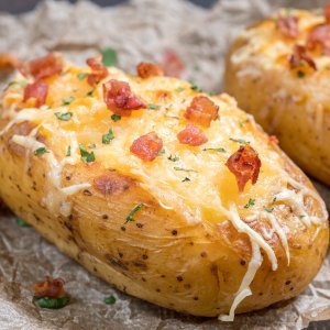 How to Make Restaurant Quality Baked Potatoes - ZergNet