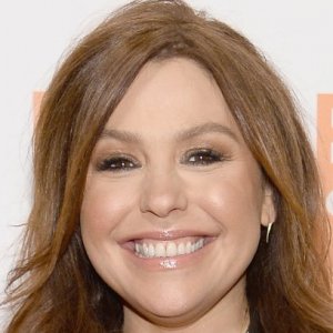 Here's How Much Rachael Ray is Really Worth - ZergNet
