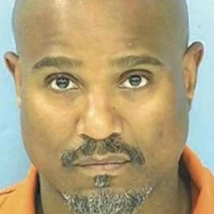 'Walking Dead' Star Gets Arrested - ZergNet