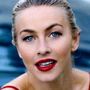 The Truth About Julianne Hough Finally Revealed - ZergNet