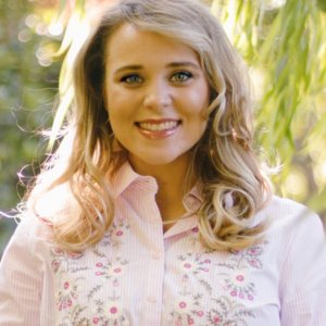 Jinger Duggar Opens Up About Her Devastating Miscarriage - ZergNet