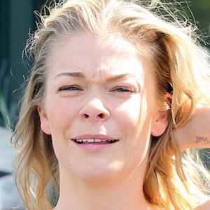 Famous Stars Before & After Makeup - ZergNet