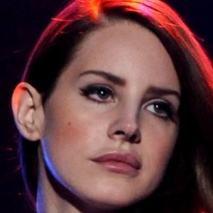 The Truth About Lana del Rey and G-Eazy's Feud - ZergNet