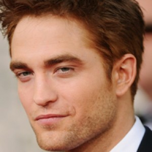 Guess Who Robert Pattinson Is Spending TIme With - ZergNet