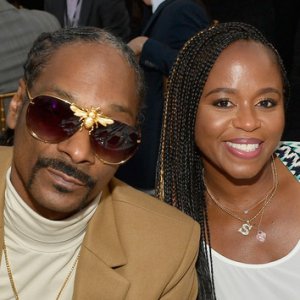 The Truth About Snoop Dogg's Relationship With His Wife - ZergNet