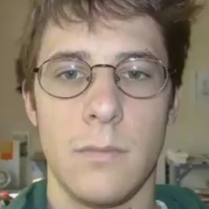 Guy Took a Selfie Every Day for 16 Years - ZergNet