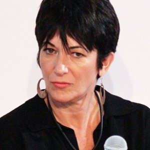 The Story Behind Disturbing New Claims Against Ghislaine Maxwell - ZergNet