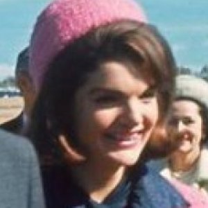 Jackie Kennedy's Pink 'Chanel' Suit Was Hiding a Major Secret - ZergNet
