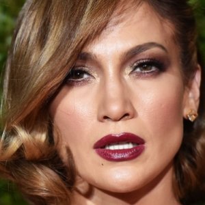 Celebs Who Surprisingly Are Total Squares - ZergNet