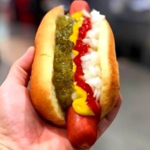 We Finally Know What Makes Costco's Hot Dogs So Delicious - ZergNet