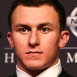 Johnny Manziel Already On The Hot Seat - ZergNet