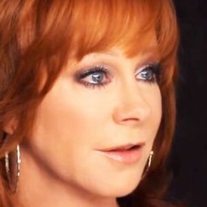 The Tragedy Of Reba McEntire Is Just Beyond Heartbreaking - ZergNet
