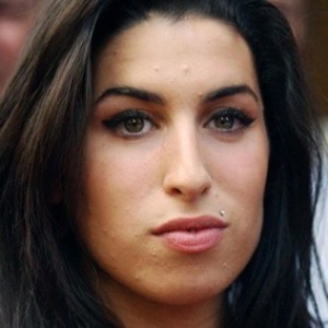 Disturbing New Info About Amy Winehouse's Death - ZergNet