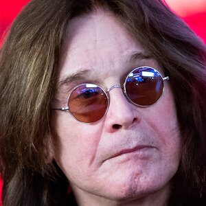 Ozzy Osbourne's latest photo has us even more worried about his health